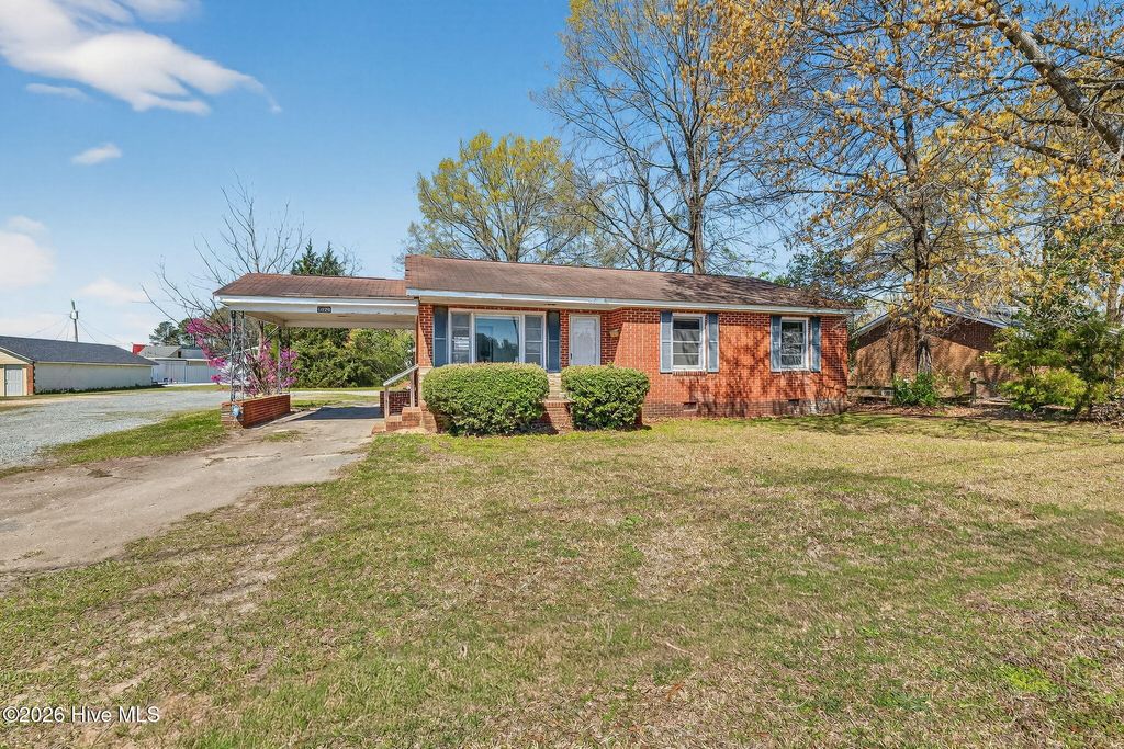 Photo of 1020 S Pollock Street, Selma, NC 27576 (MLS # 100564472)