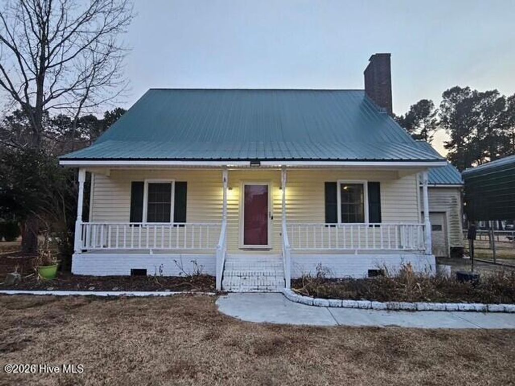 Photo of 567 Ridge Drive, Winterville, NC 28590 (MLS # 100548222)