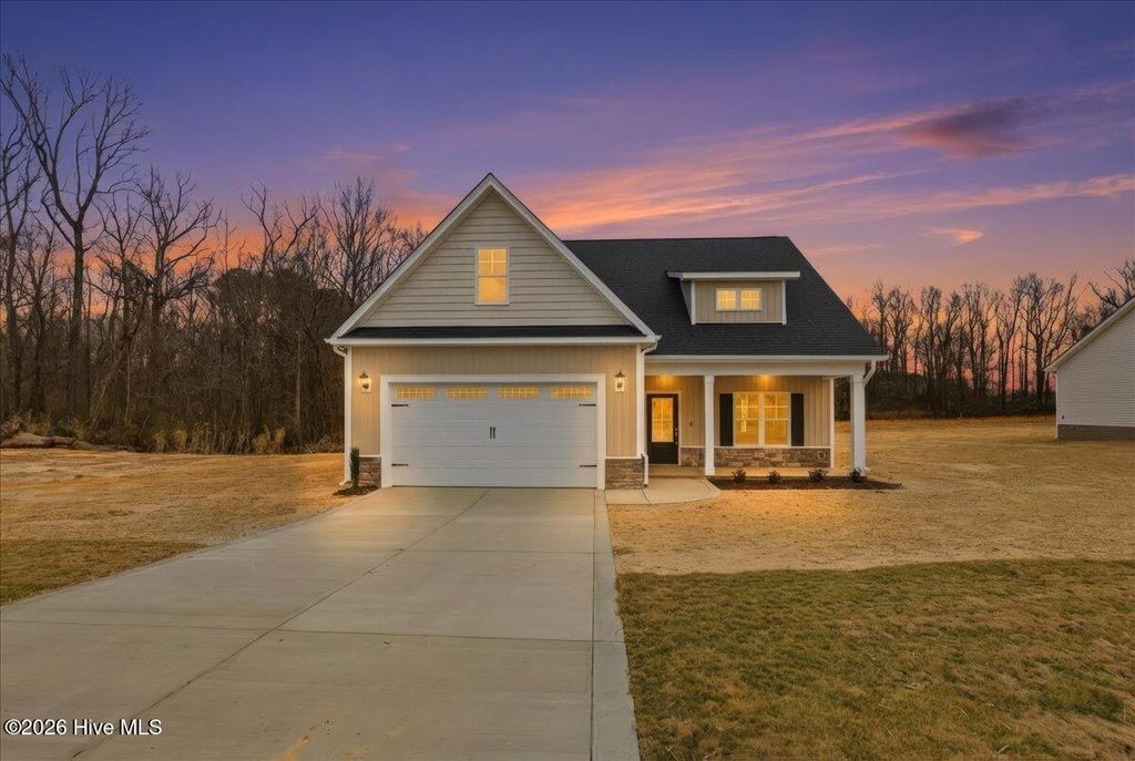 Photo of 408 Creeks Edge Drive, Pikeville, NC 27863 (MLS # 100542262)