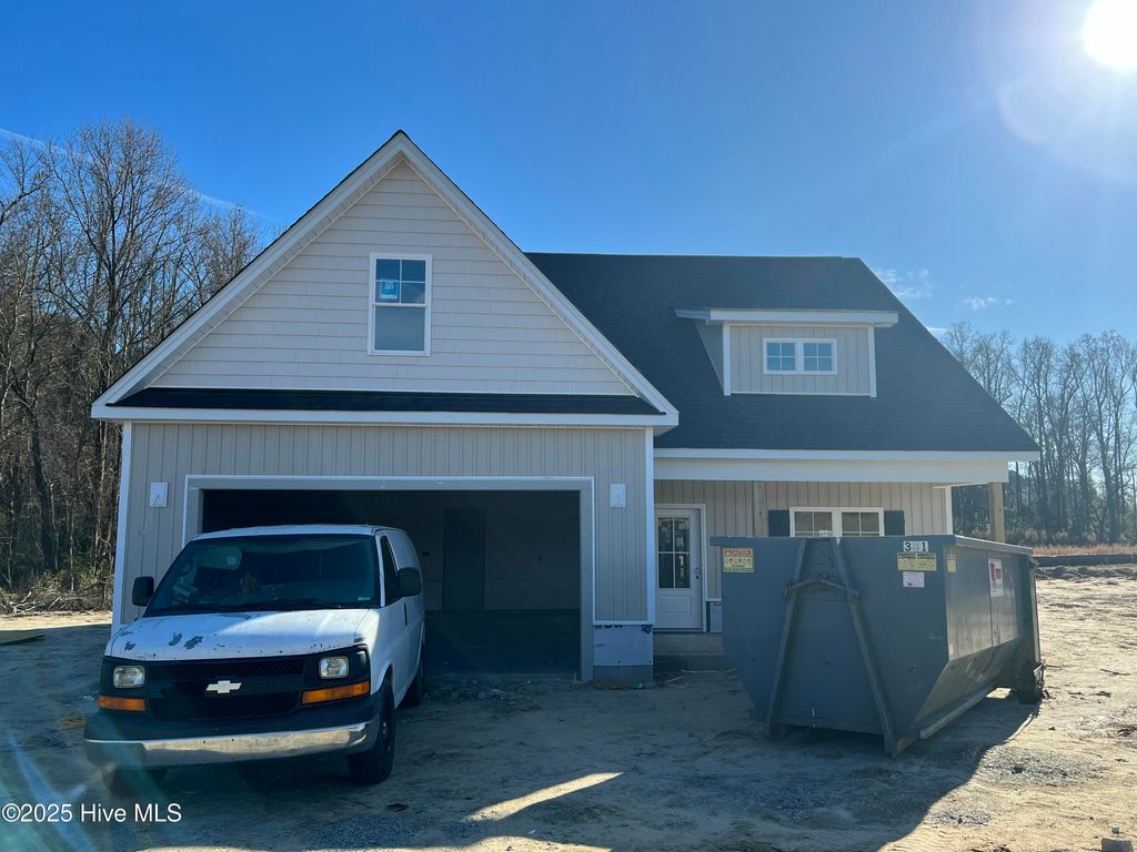 Photo of 408 Creeks Edge Drive, Pikeville, NC 27863 (MLS # 100542262)