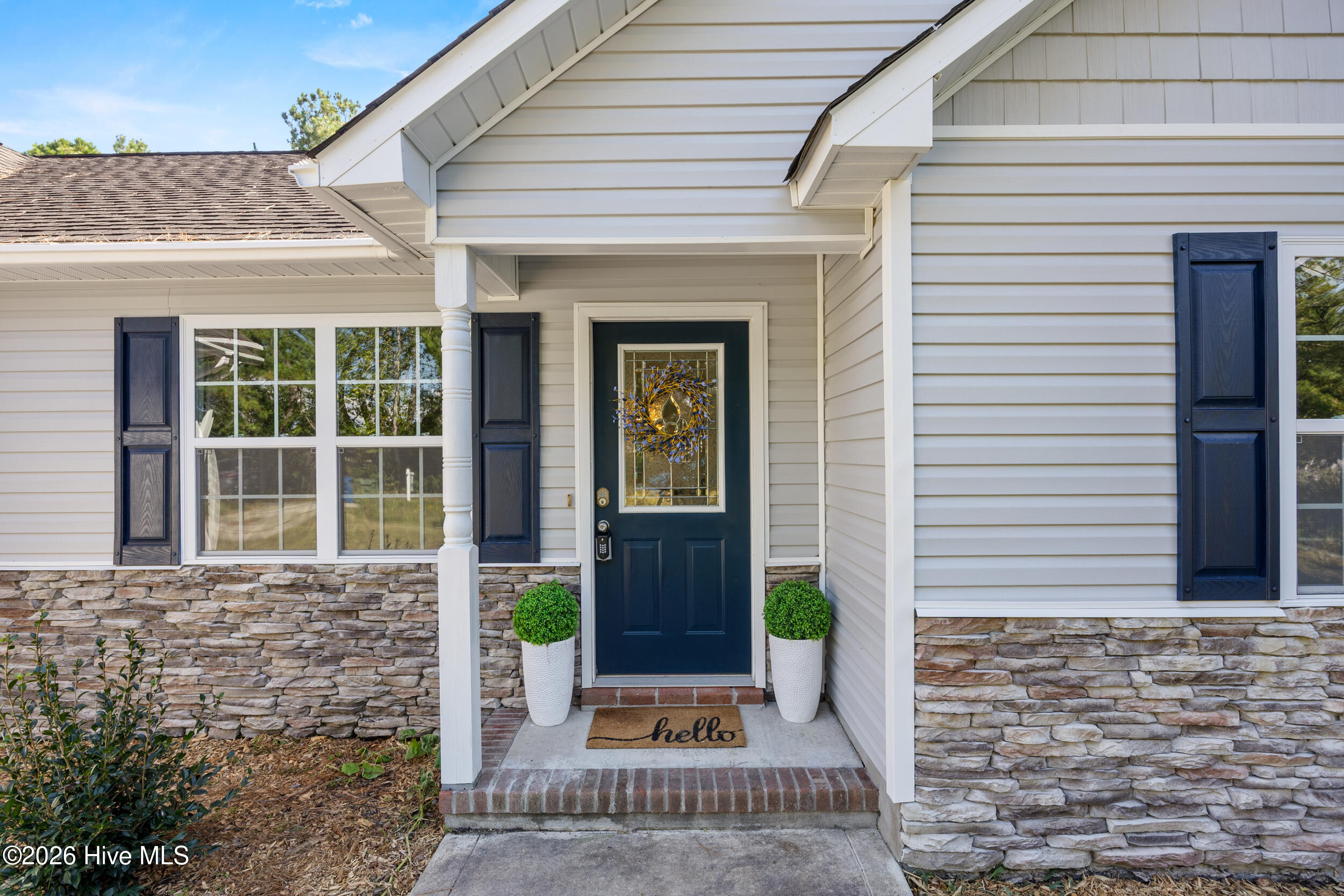 876 Old Folkstone Road