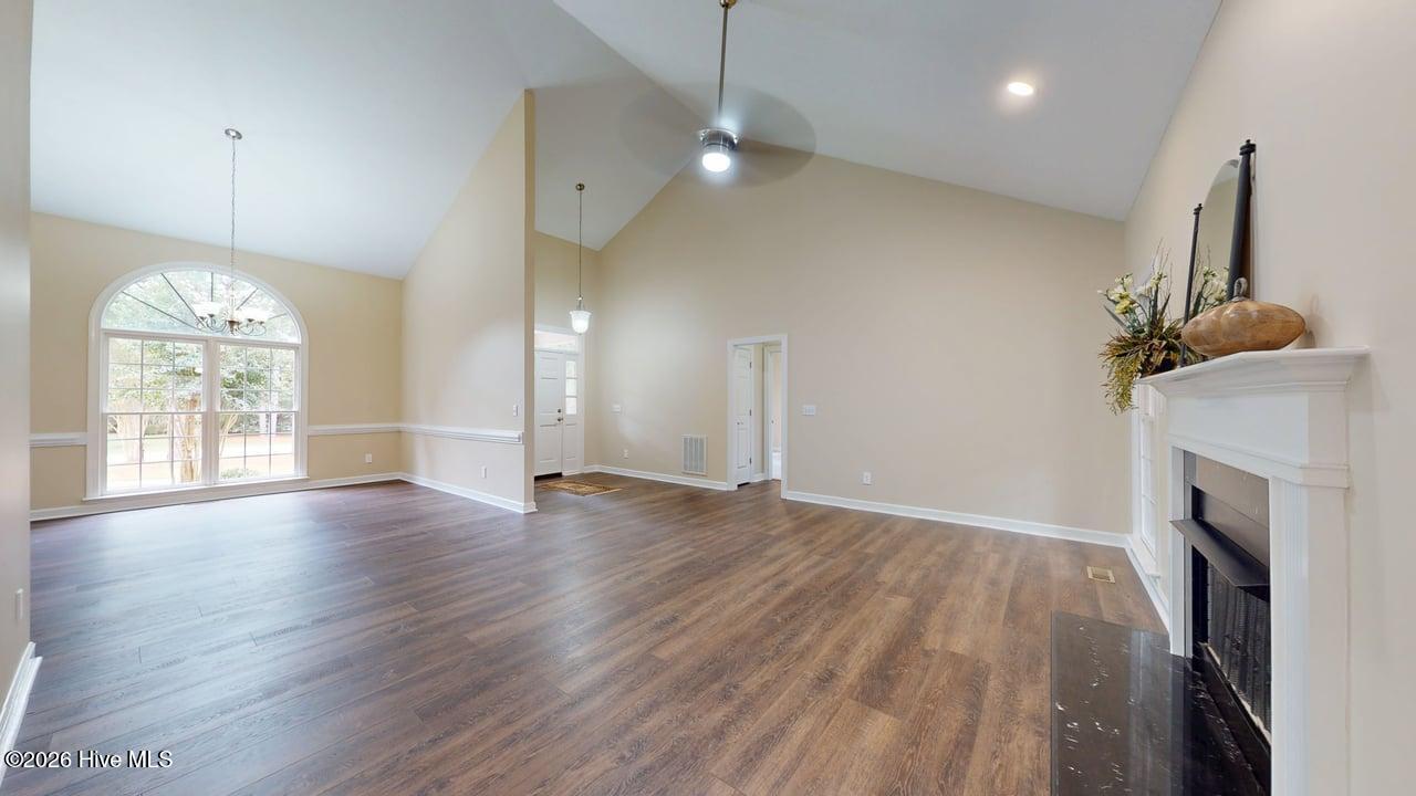 23 Coldstream Lane