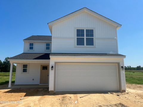 Homes For Sale - 94 Coachman Lane<br/> Autryville, NC 28318