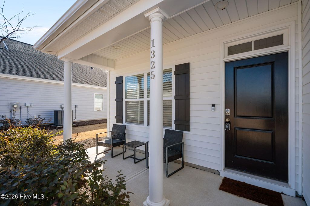 Photo of 1325 Creek Bend Terrace, Wilmington, NC 28405 (MLS # 100557039)