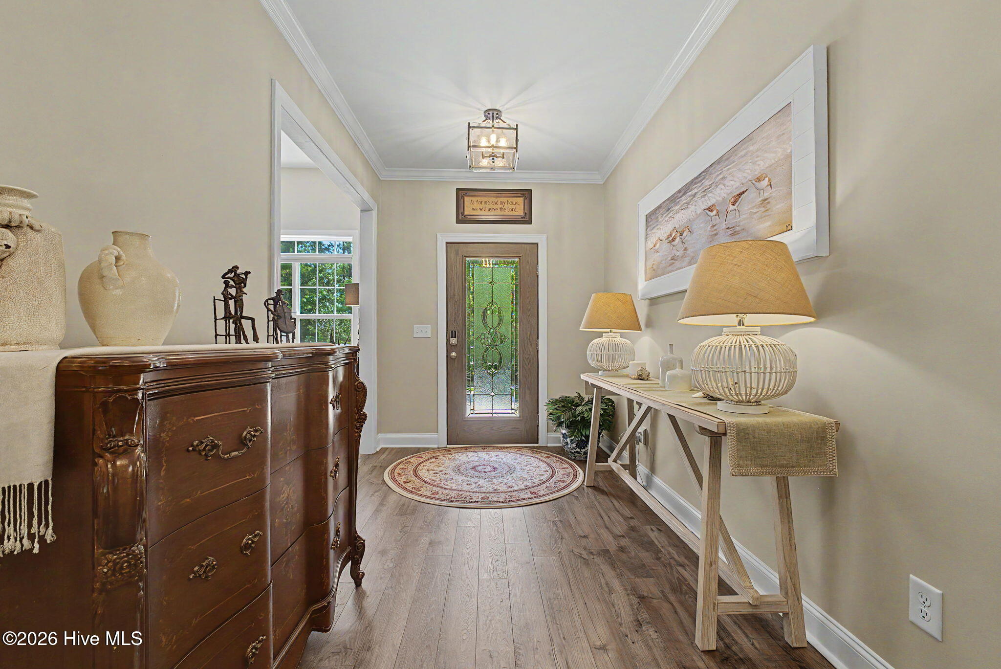 503 Schoolhouse Lane