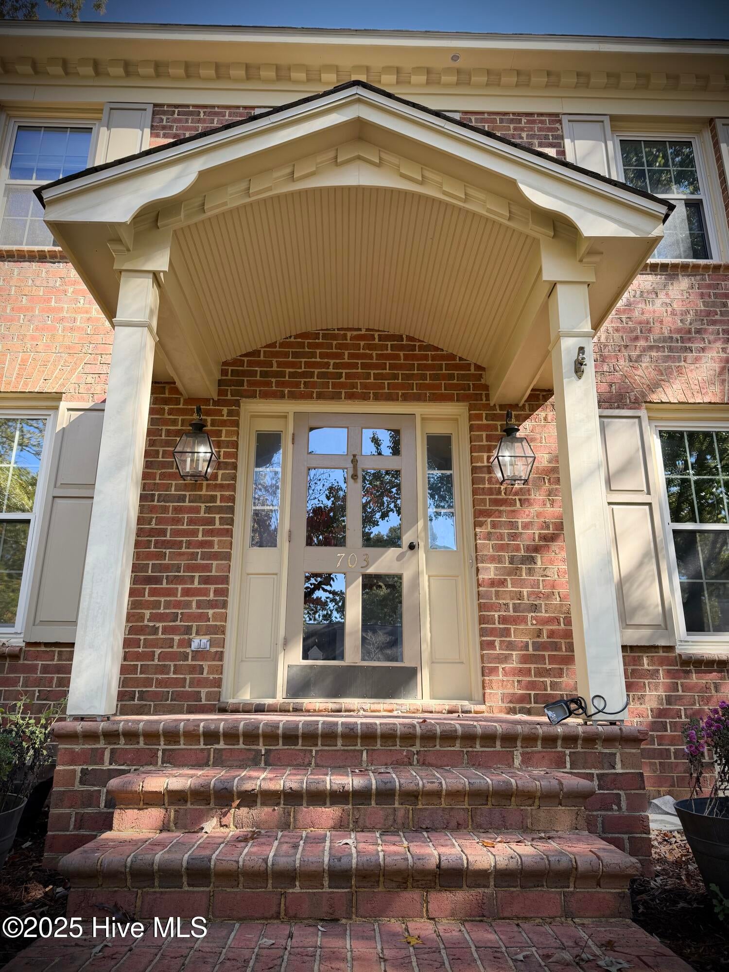 703 Daventry Drive