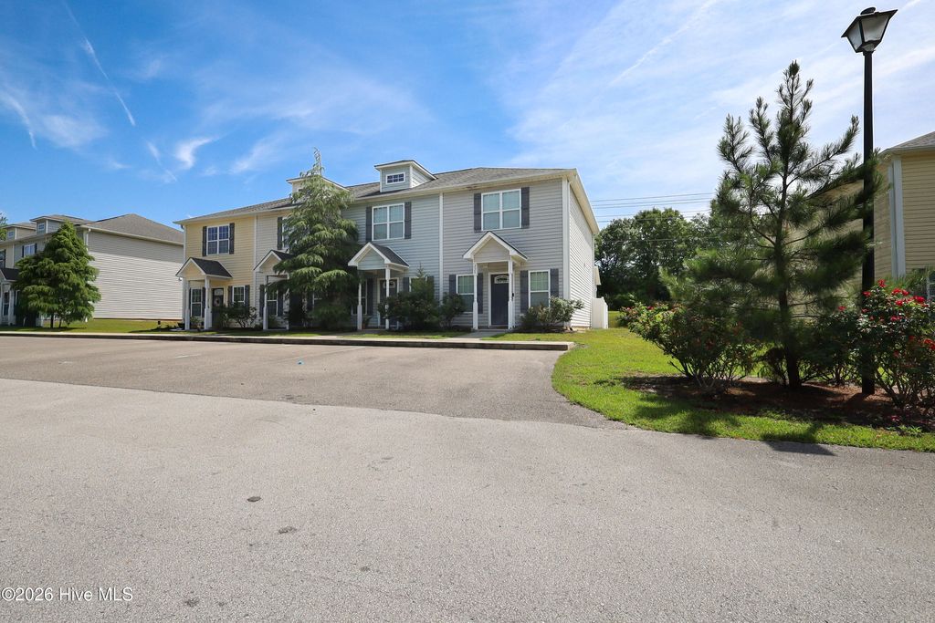 Photo of 225 Toucan Way, Hubert, NC 28539 (MLS # 100571860)