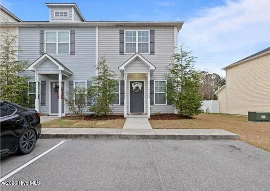 Photo of 225 Toucan Way, Hubert, NC 28539 (MLS # 100571860)