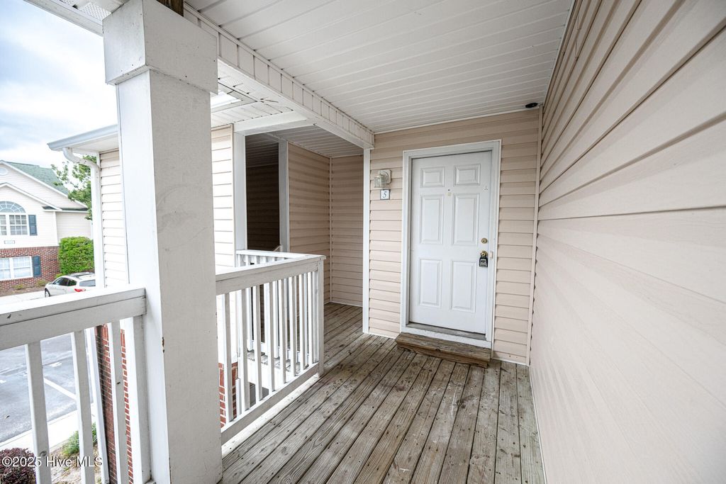 Photo of 1422 Willoughby Park Court #Unit 5, Wilmington, NC 28412 (MLS # 100550013)