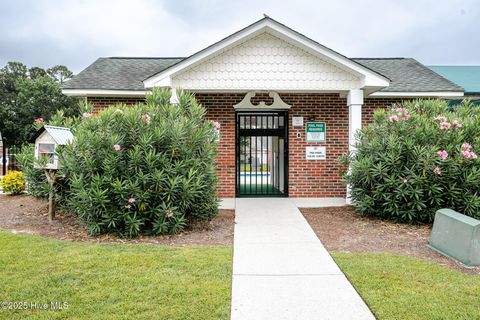 Tiny photo for 1422 Willoughby Park Court #Unit 5, Wilmington, NC 28412 (MLS # 100550013)