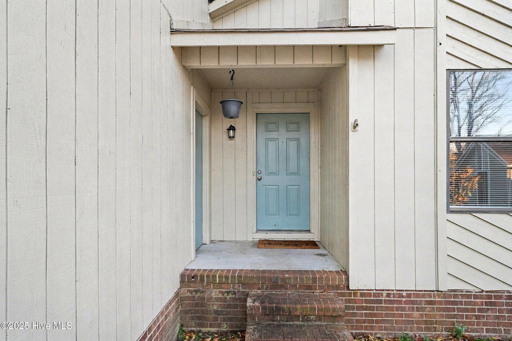 Photo of 5805 Horton Place, Fayetteville, NC 28314 (MLS # 100546458)