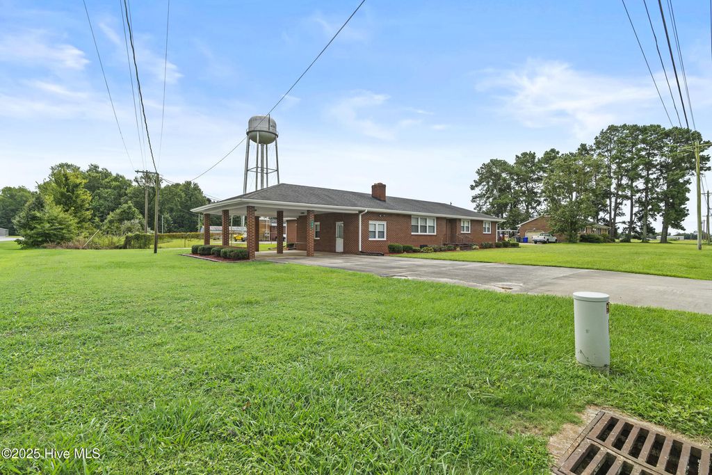 Photo of 195 Winfall Boulevard, Hertford, NC 27944 (MLS # 100523100)