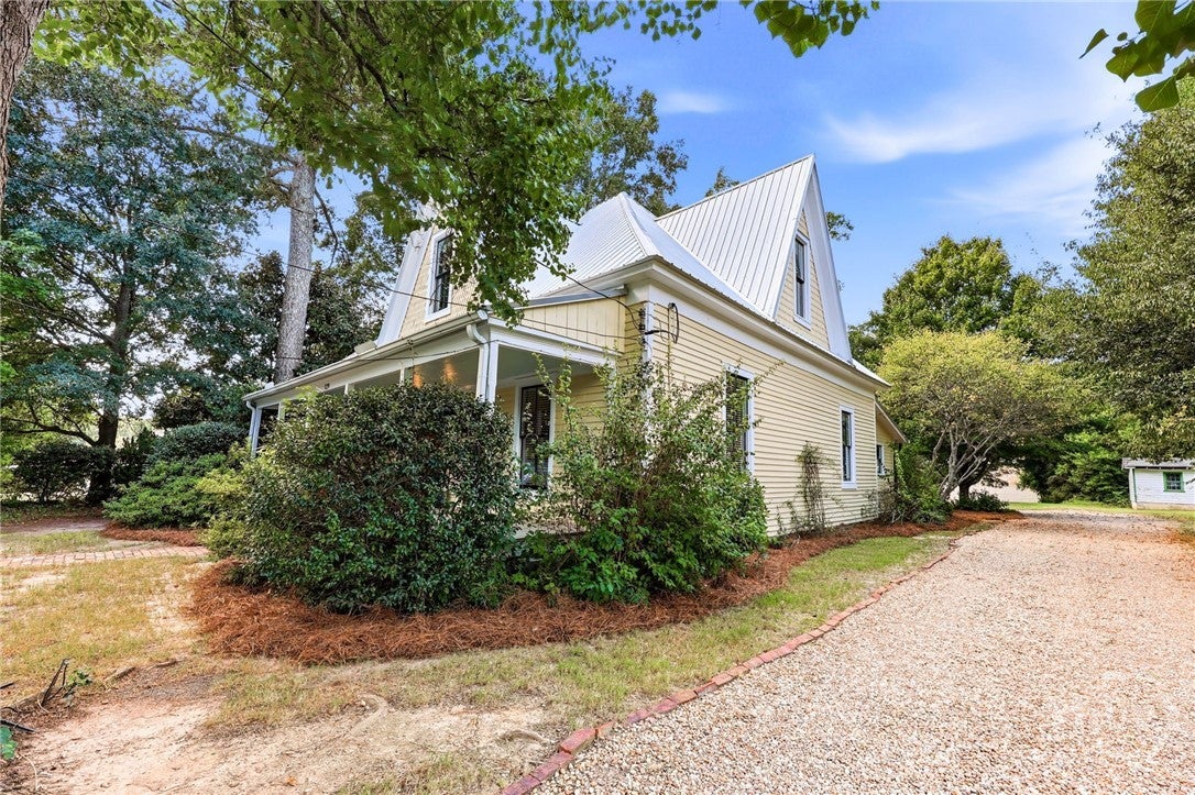 129 N Church Street
