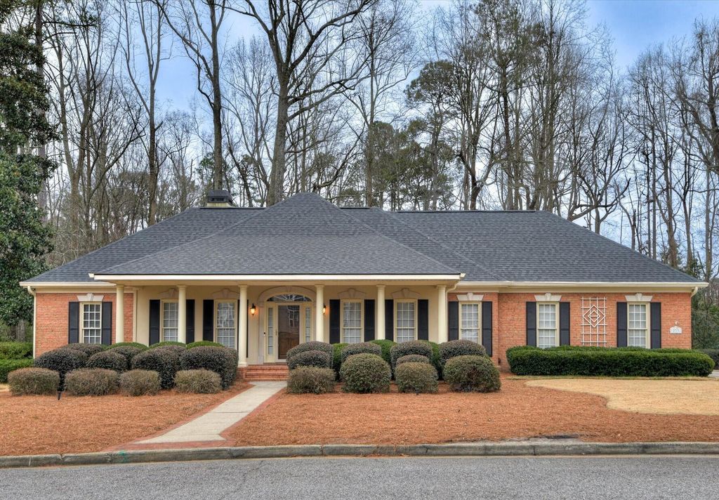 Photo of 233 Kestwick Drive, Martinez, GA 30907 (MLS # 552646)