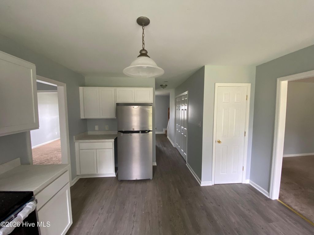 Photo of 1214 Huff Drive, Jacksonville, NC 28546 (MLS # 100566340)