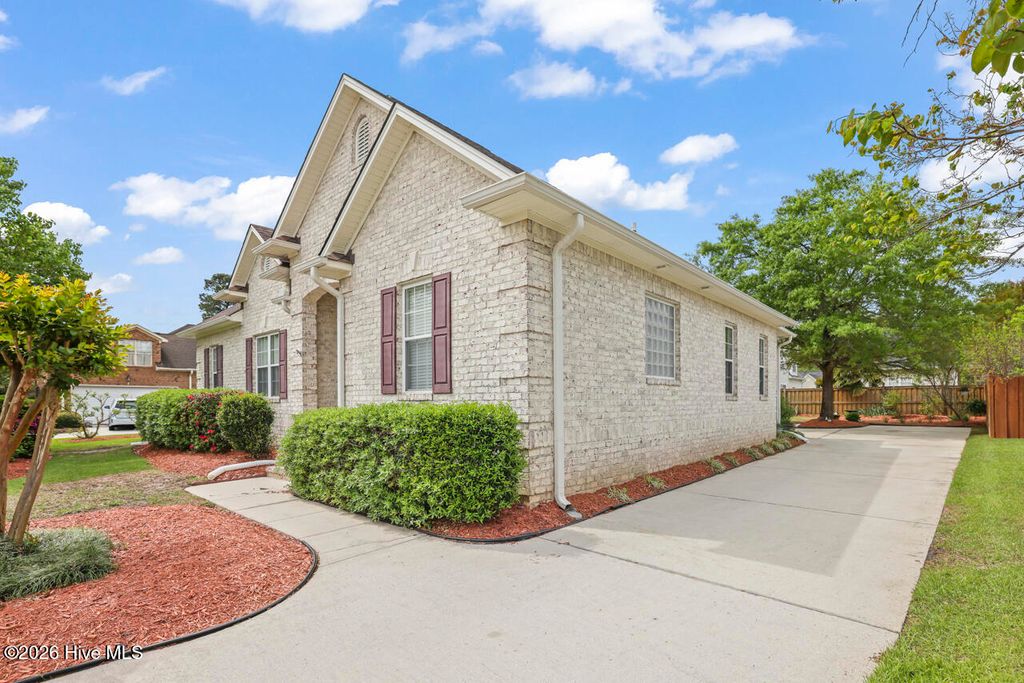 Photo of 1134 Grandiflora Drive, Leland, NC 28451 (MLS # 100554989)