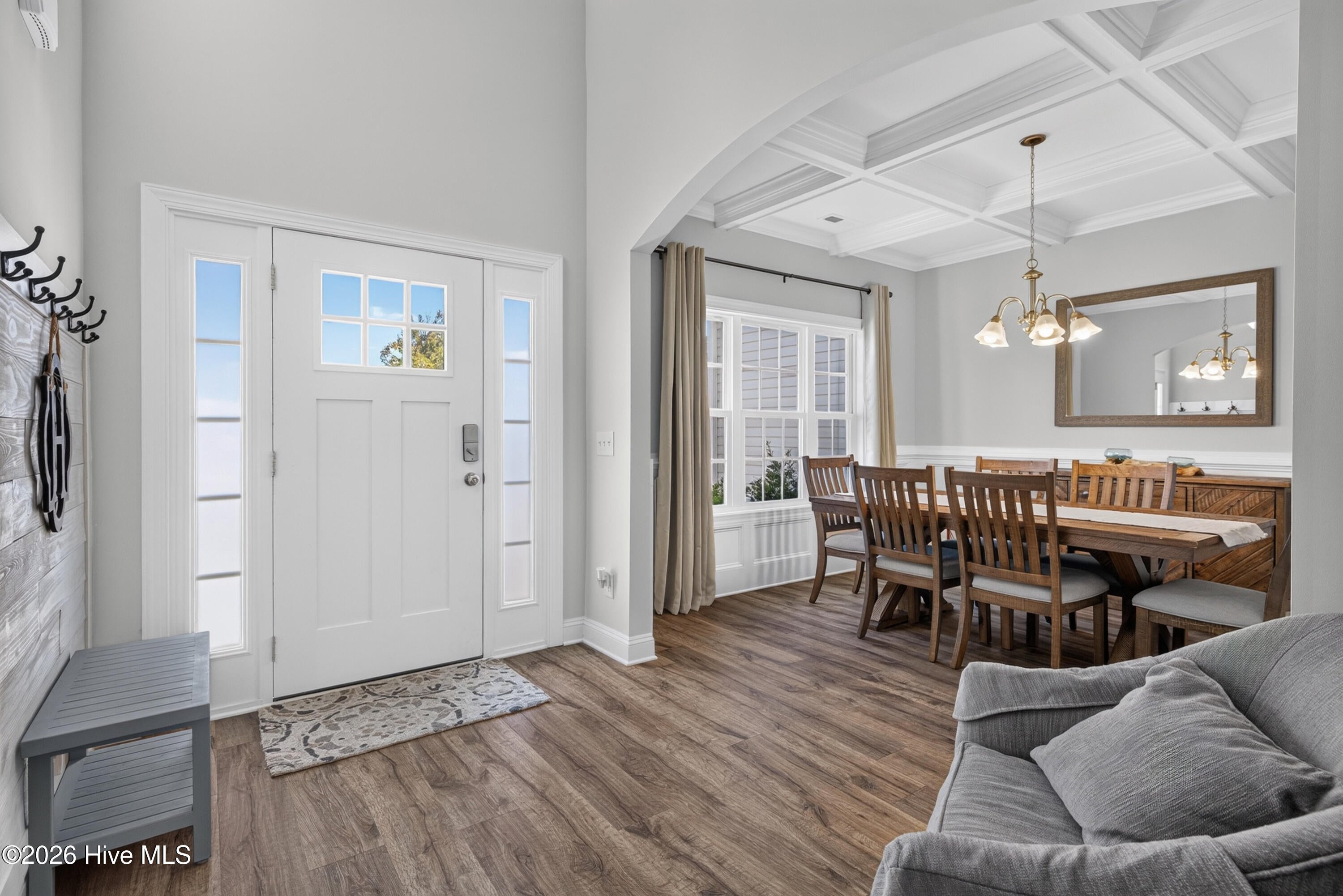 30 W Broughton Lane