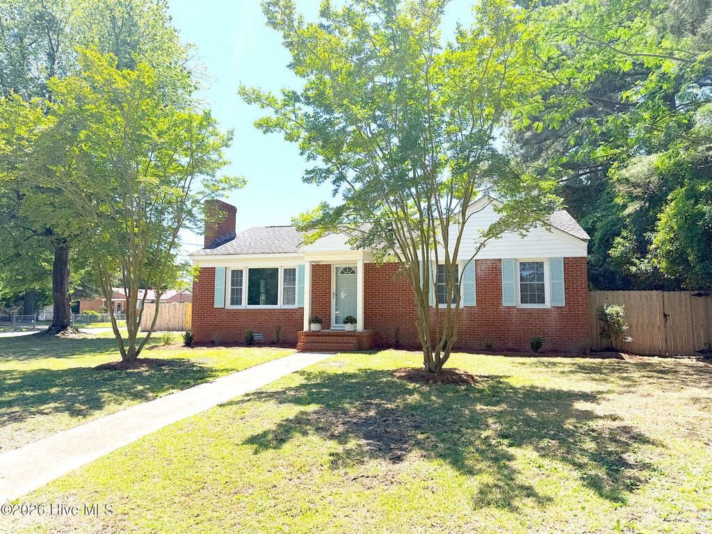 Photo of 432 Pittman Drive, Greenville, NC 27834 (MLS # 100572604)