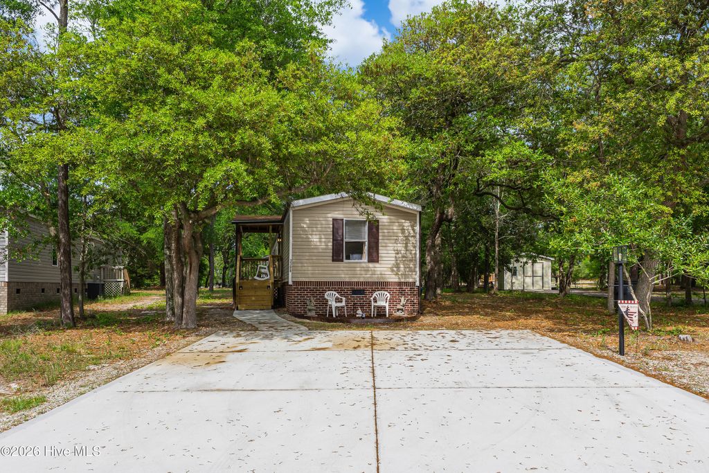 Photo of 3398 Marlin Drive SE, Bolivia, NC 28422 (MLS # 100571553)