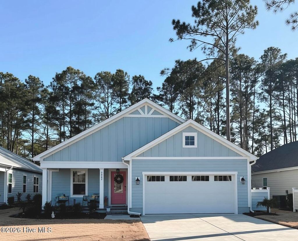 Photo of 2487 Lake Ridge Drive, Southport, NC 28461 (MLS # 100558170)