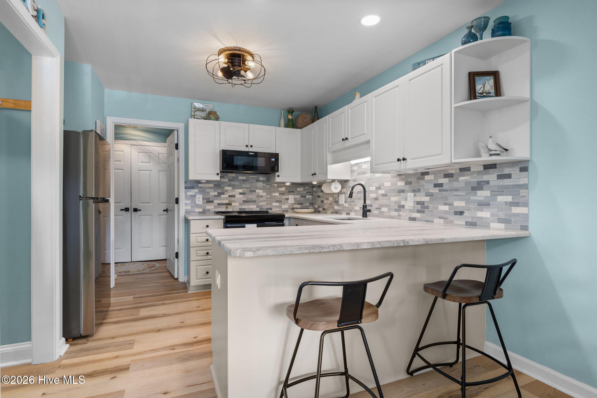 116 Periwinkle Drive West