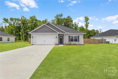 Homes For Sale - 39 Legacy Lane<br/> Liberty County, Hinesville, GA 31313