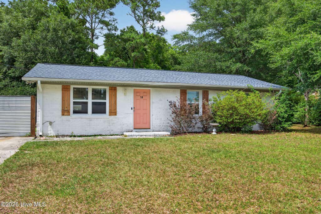 Photo of 18 Hampton Drive, Castle Hayne, NC 28429 (MLS # 100582274)