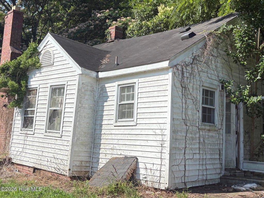 Photo of 519 Jefferson Street, Plymouth, NC 27962 (MLS # 100581332)