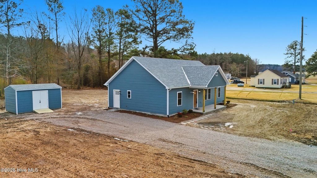 Photo of 1428 Lynchs Corner Road, Elizabeth City, NC 27909 (MLS # 100552330)