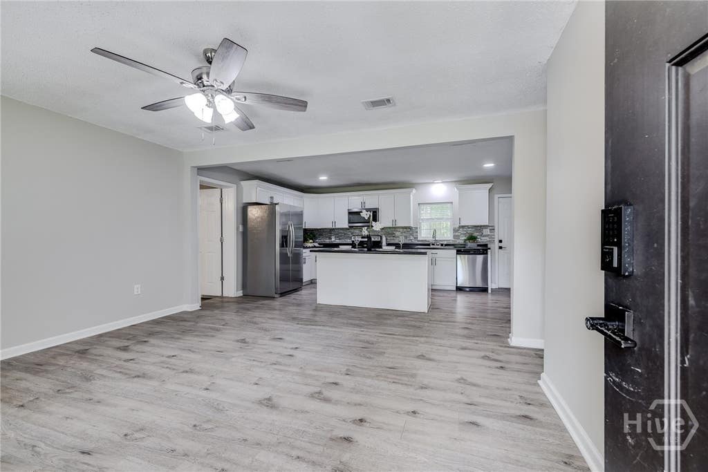 Photo of 4746 E Oglethorpe Highway, Hinesville, GA 31313 (MLS # SA361417)