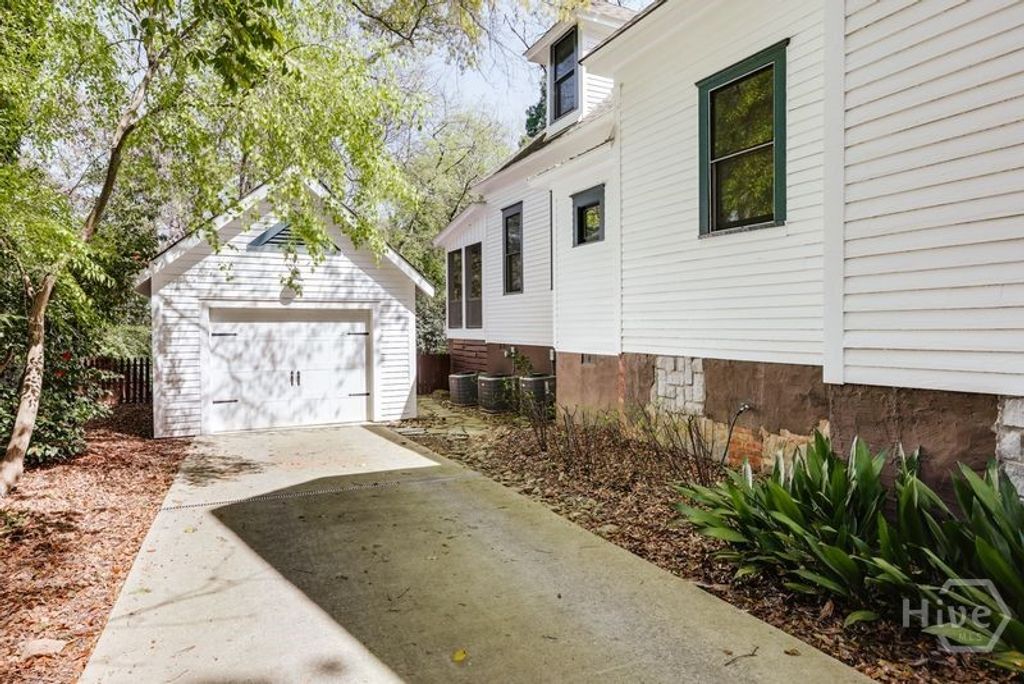 Photo of 255 Bloomfield Street, Athens, GA 30605 (MLS # CL354310)