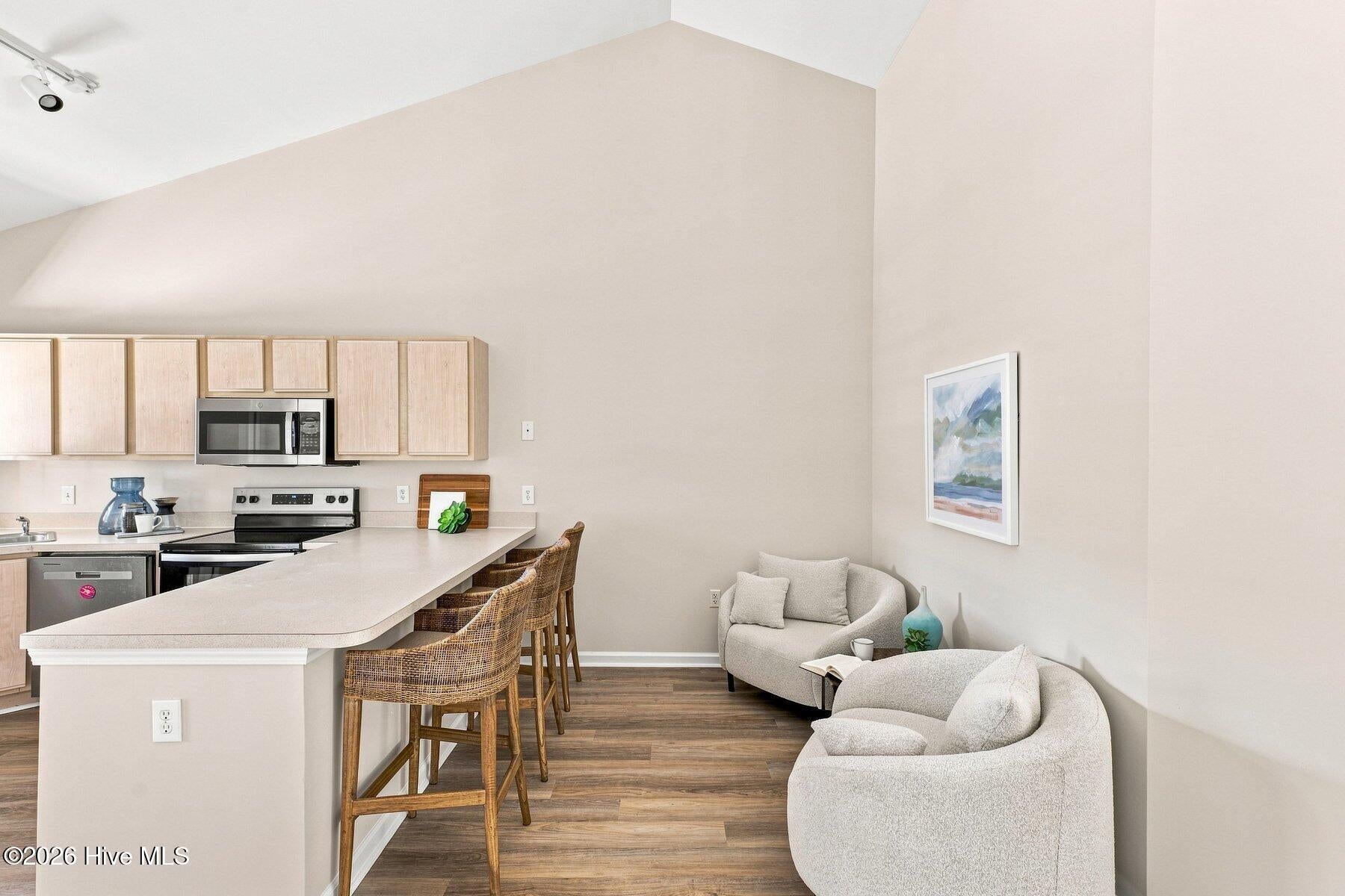 308 Hibiscus Way