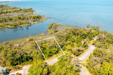 Vacant Land For Sale - 4 West Court<br/> Carteret County, Pine Knoll Shores, NC 28512