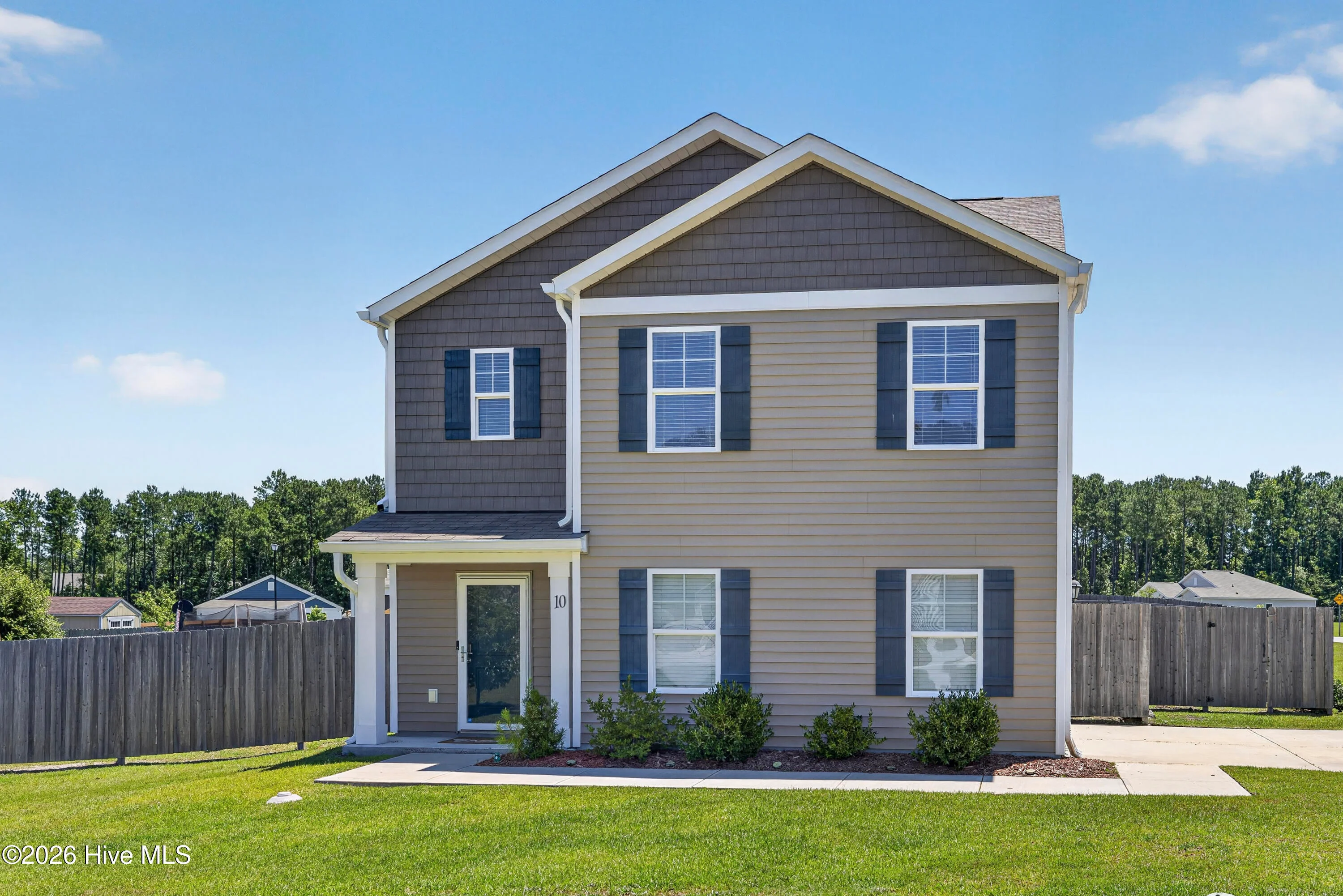 10 Evian Court