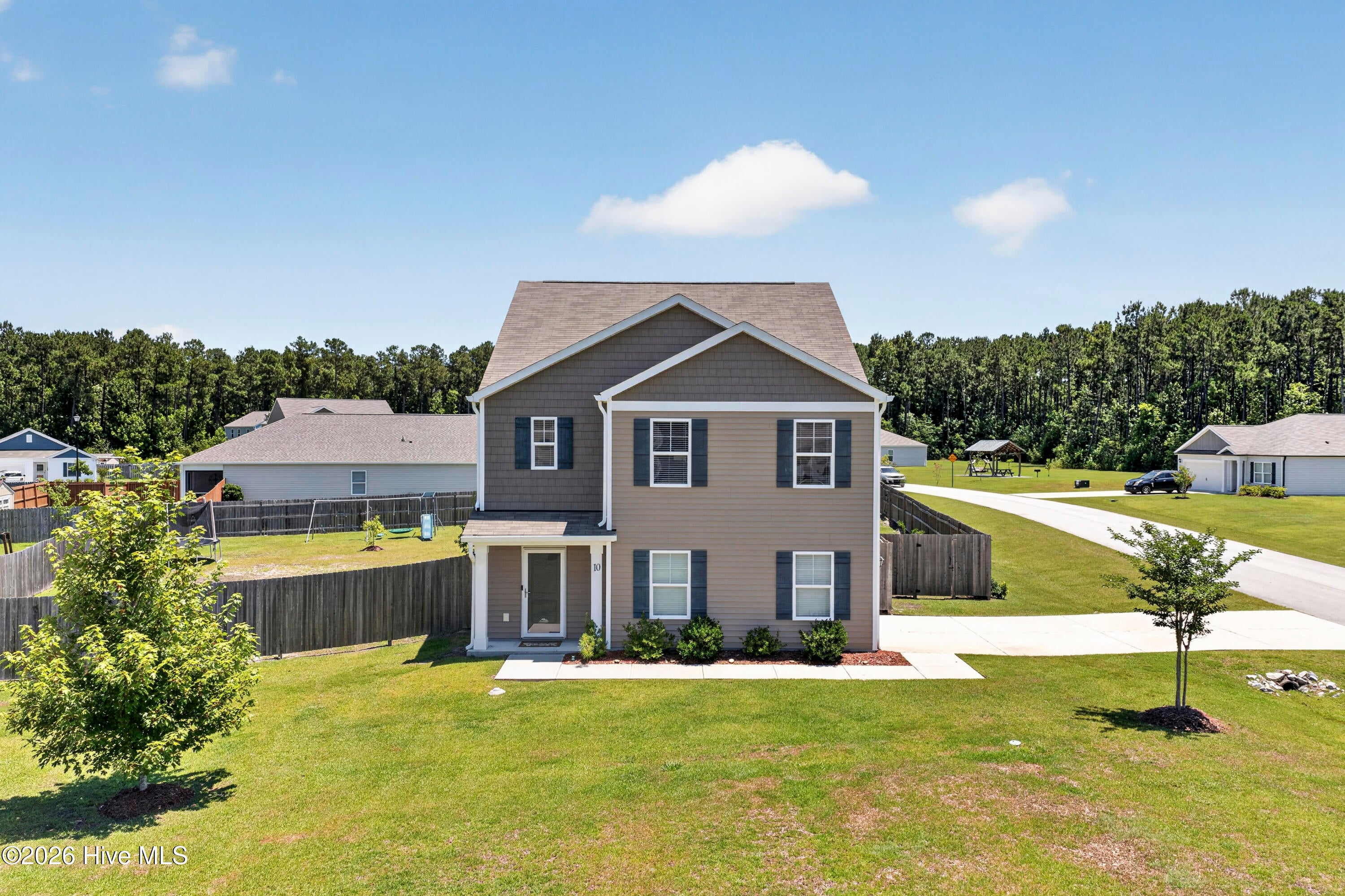 10 Evian Court