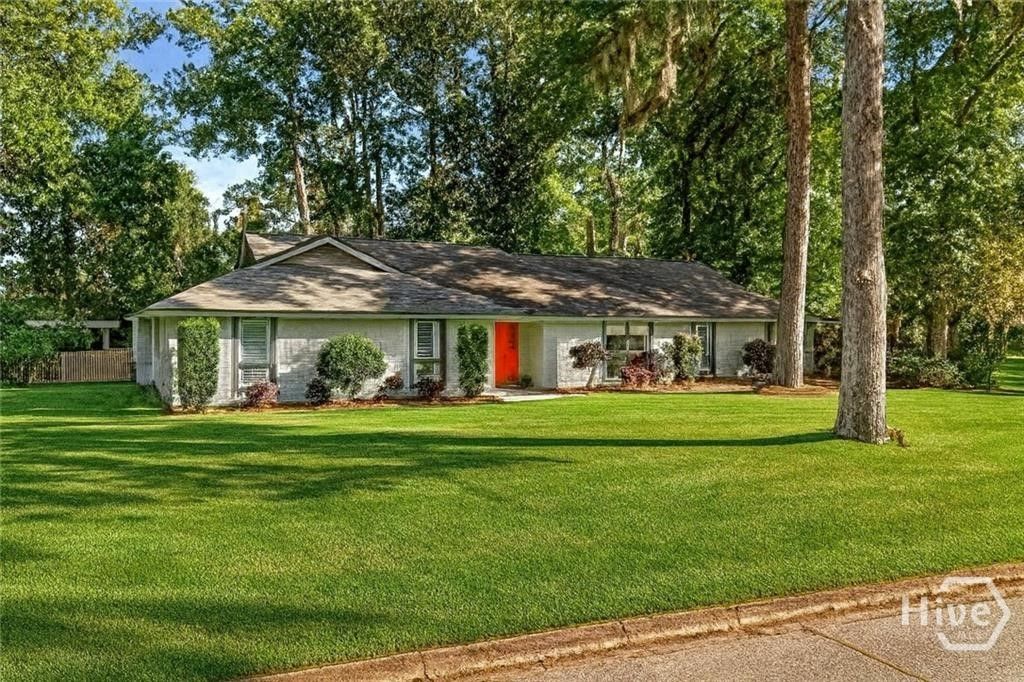 Photo of 102 Phyllis Drive, Savannah, GA 31419 (MLS # SA346004)