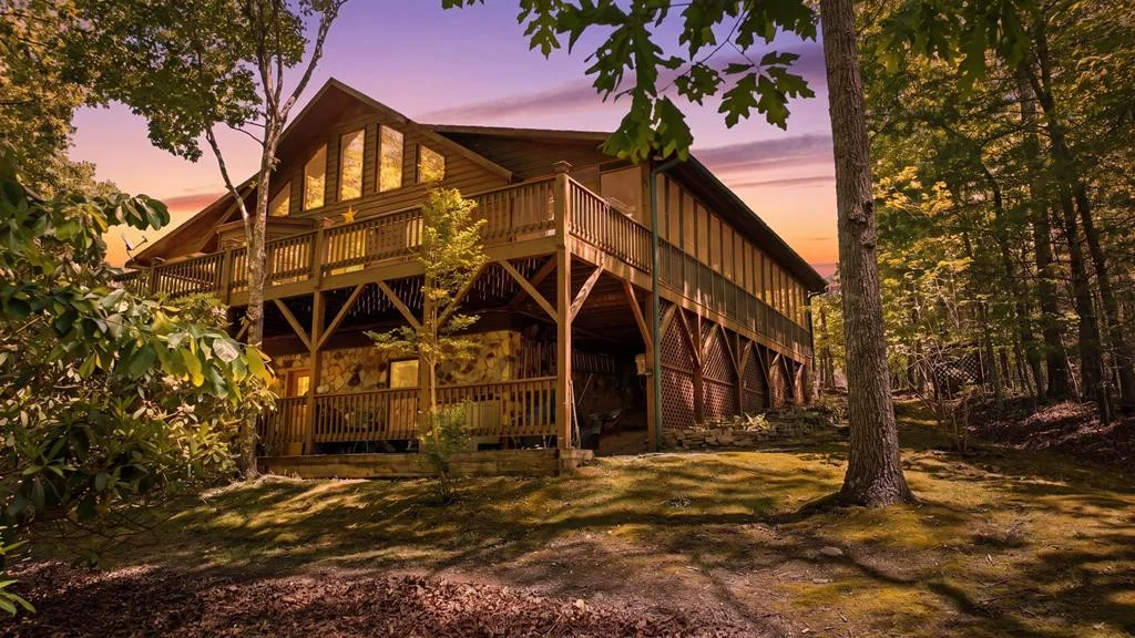 90 Skyland Trail