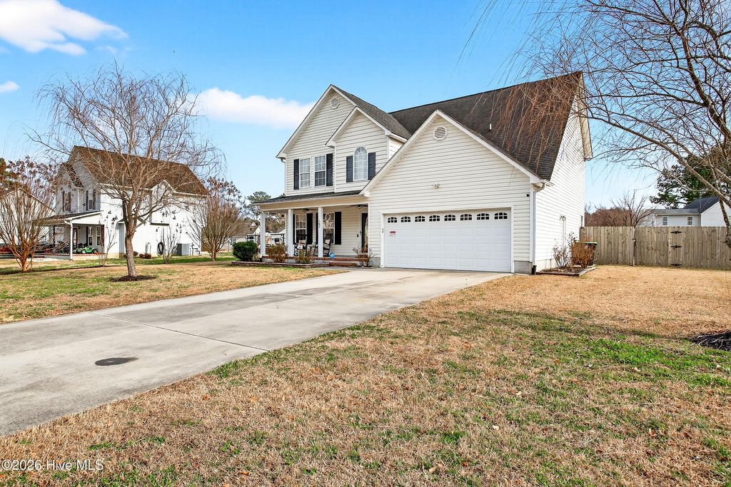 Photo of 107 Brookhaven Drive, Richlands, NC 28574 (MLS # 100557000)