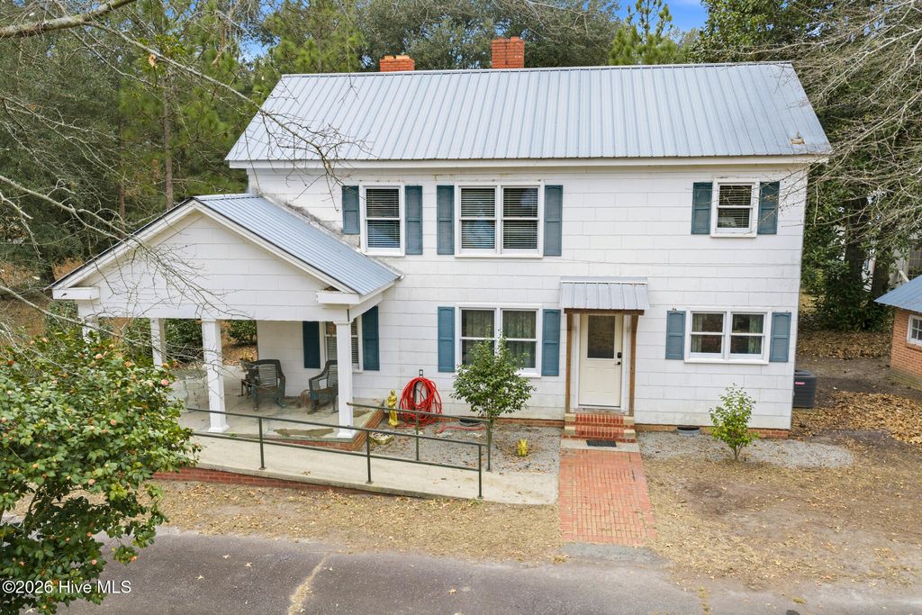 Photo of 138 W Moore Street, Candor, NC 27229 (MLS # 100550731)