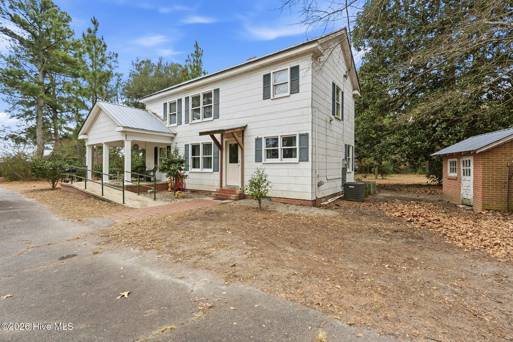 Photo of 138 W Moore Street, Candor, NC 27229 (MLS # 100550731)
