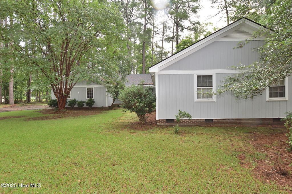 Photo of 117 Tam O Shanter Drive, Rocky Mount, NC 27804 (MLS # 100571450)