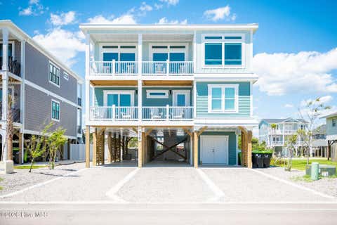 Homes For Sale - 510 W Beach Drive<br/> Oak Island, NC 28465