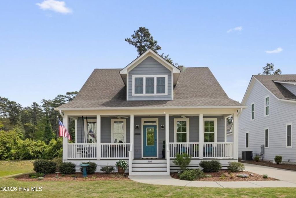 Photo of 380 Manning Square, Southern Pines, NC 28387 (MLS # 100566109)