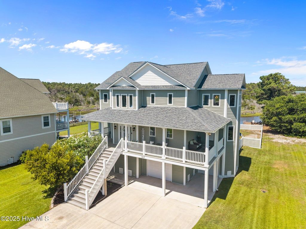 Photo of 167 Alligator Bay, Sneads Ferry, NC 28460 (MLS # 100517402)