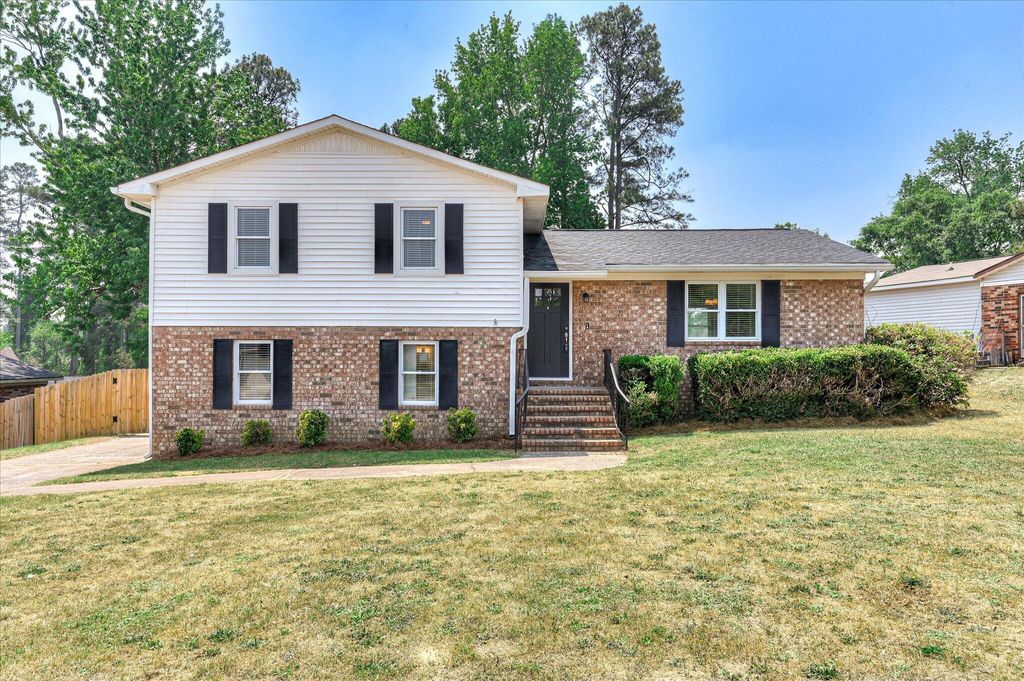 Photo of 4424 Branchwood Drive, Martinez, GA 30907 (MLS # 555179)