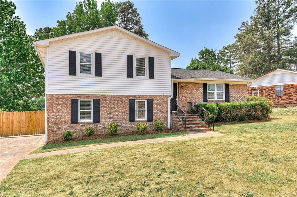Photo of 4424 Branchwood Drive, Martinez, GA 30907 (MLS # 555179)