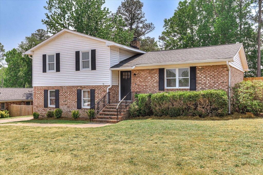 Photo of 4424 Branchwood Drive, Martinez, GA 30907 (MLS # 555179)