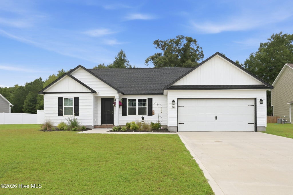 Photo of 321 Cotton Hill Place, Hubert, NC 28539 (MLS # 100600057)