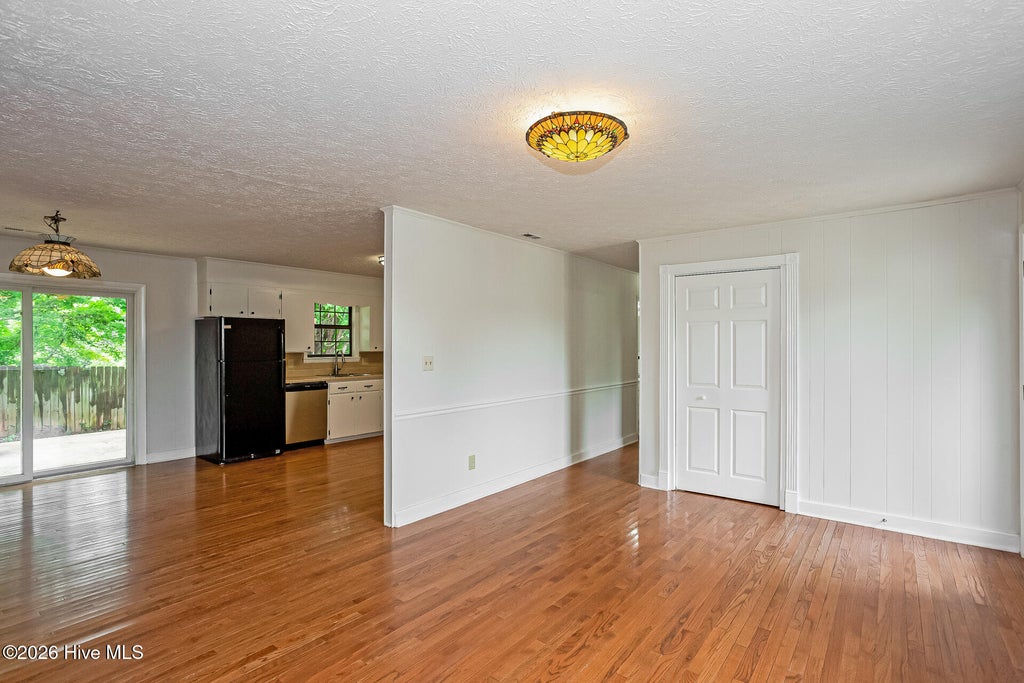 Photo of 4610 Pruett Dr DR, Morganton, NC 28655 (MLS # 100591079)