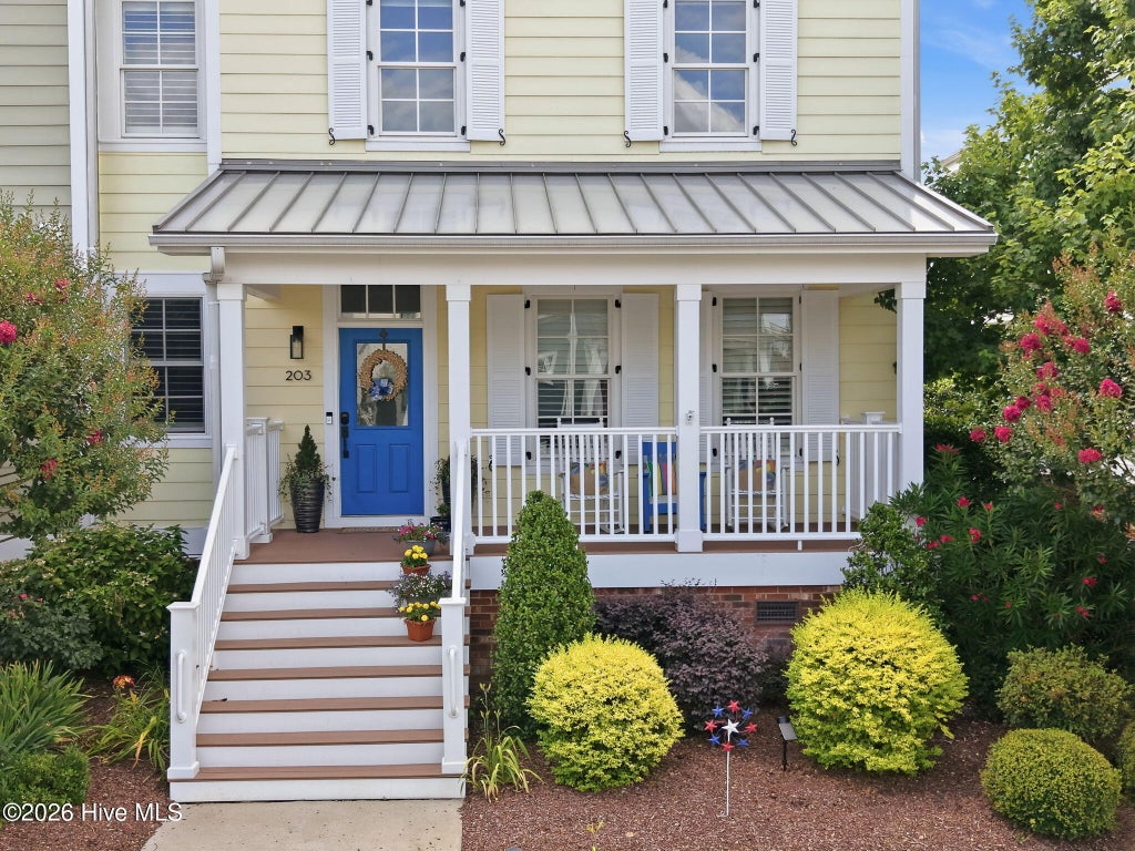 Photo of 203 S Academy Street, Washington, NC 27889 (MLS # 100582788)